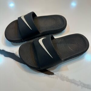 Nike Youth 12C Slides - Black / White